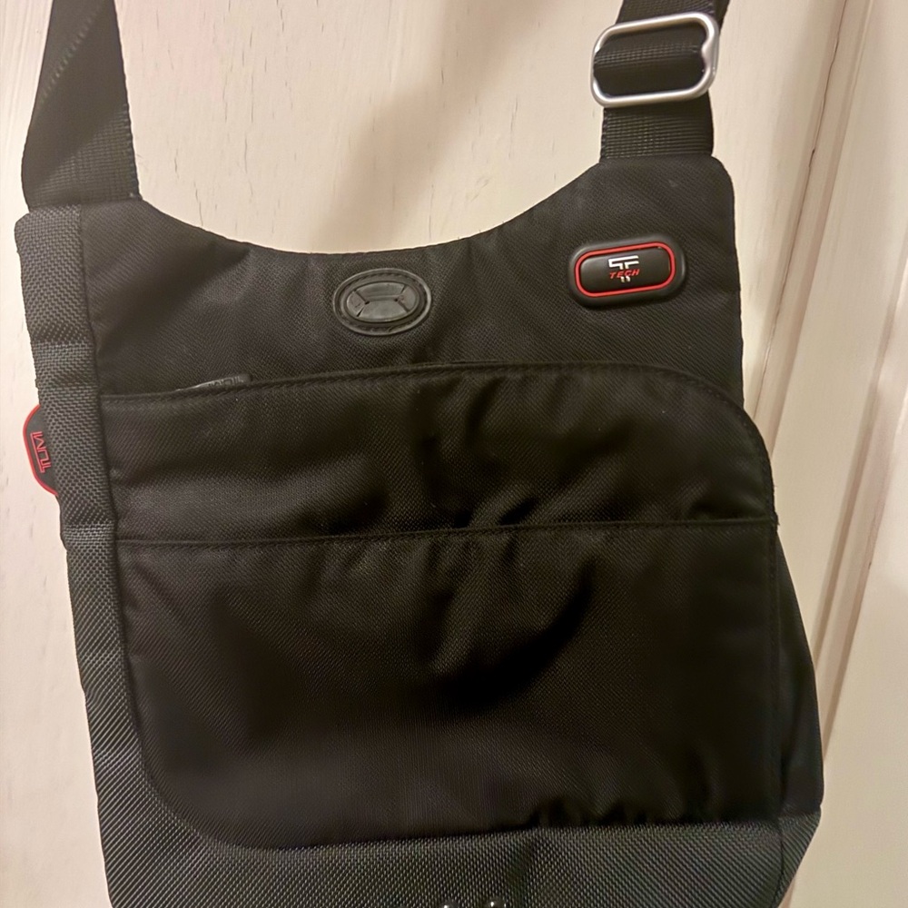 Tumi T-tech Ballistic Black 5123d sling/crossbody Bag